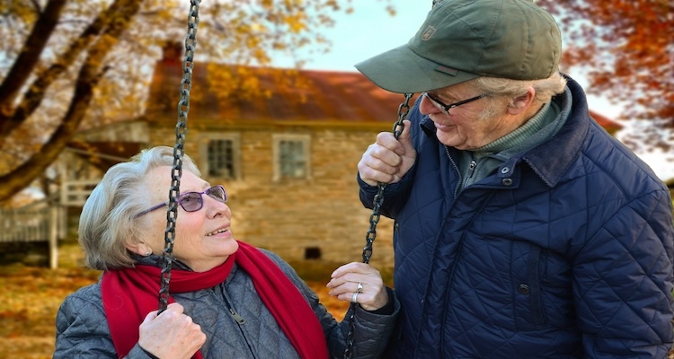 How Can Older People Maintain a Positive Attitude and a Clear Mind?